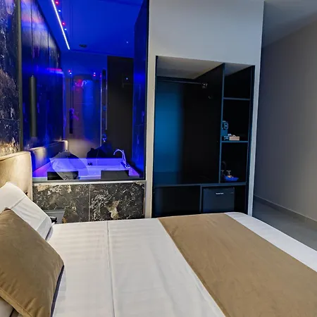 Supreme Suite&spa 4* باليرمو